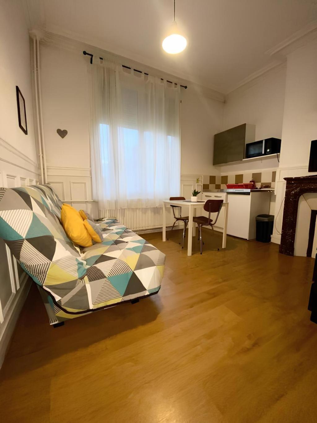 Appartement Petit Descamps à Rouen Extérieur photo